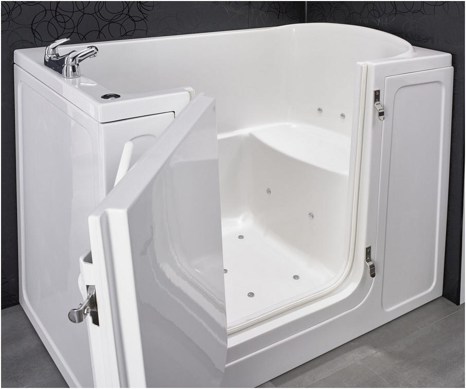 Texas walk in bath. A large tub style model with generous internal space and large outward opening door