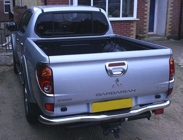 For sale - Mitsubishi L200 Barbarian pick up truck 2010